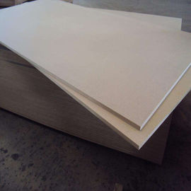 Китай Деревянная доска МДФ материала 17мм волокна простая, прокатанные листы Мдф для украшения завод